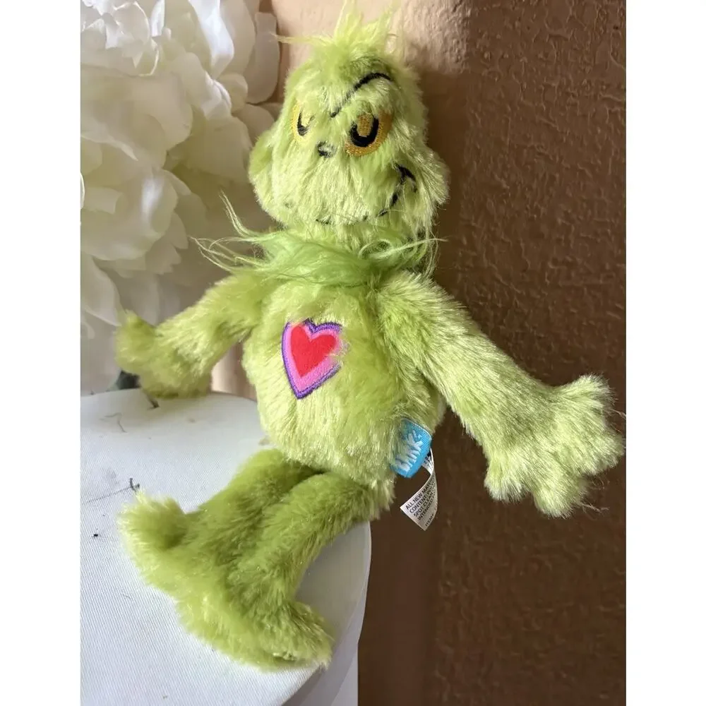 BarkBox Baby Grinch Plush Dog Toy BARK 2018 Dr Seuss Christmas Heart Rare